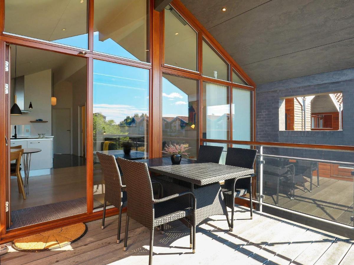 4 Person Holiday Home In 博恩瑟 外观 照片